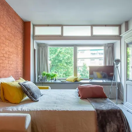Orange Loft Apartment